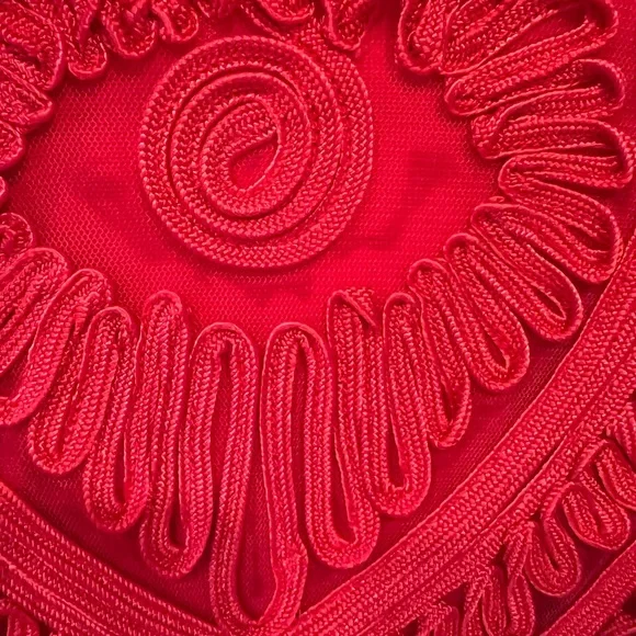 Red dress - Picture 2 of 9